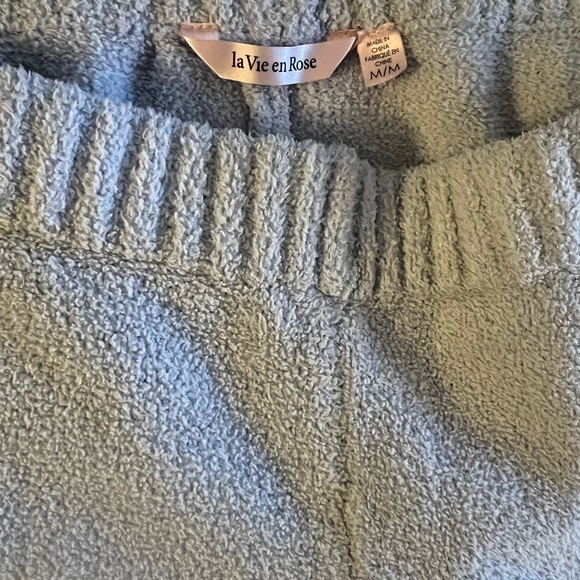 La vie en rose baby blue, terry cloth lounge set. - Picture 6 of 9